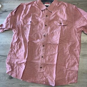 Wrangler Men's Button-Down Shirt in Pink